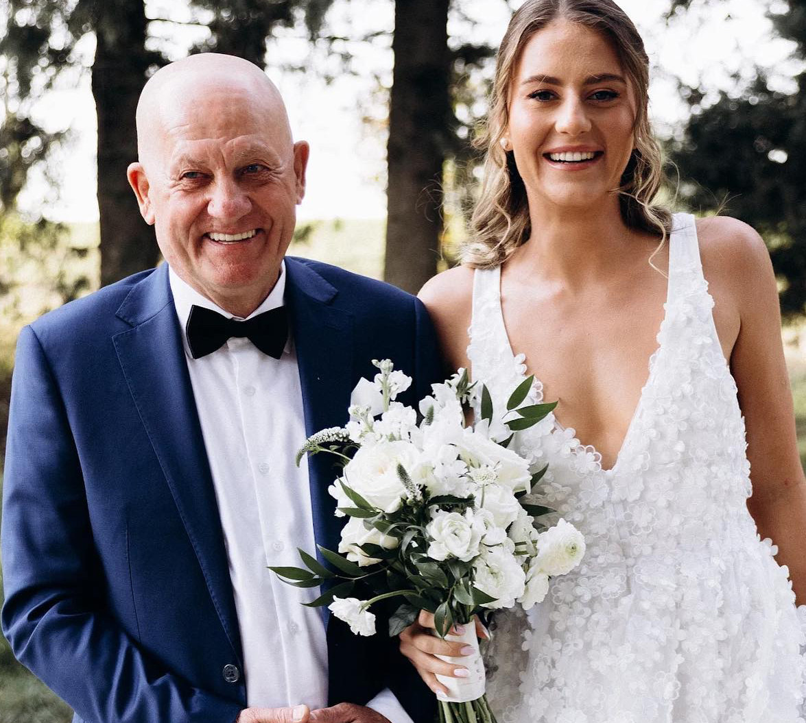 Сльози і цілунки: тенісистка Костюк показала, як виходила заміж на Кіпрі. ФОТО