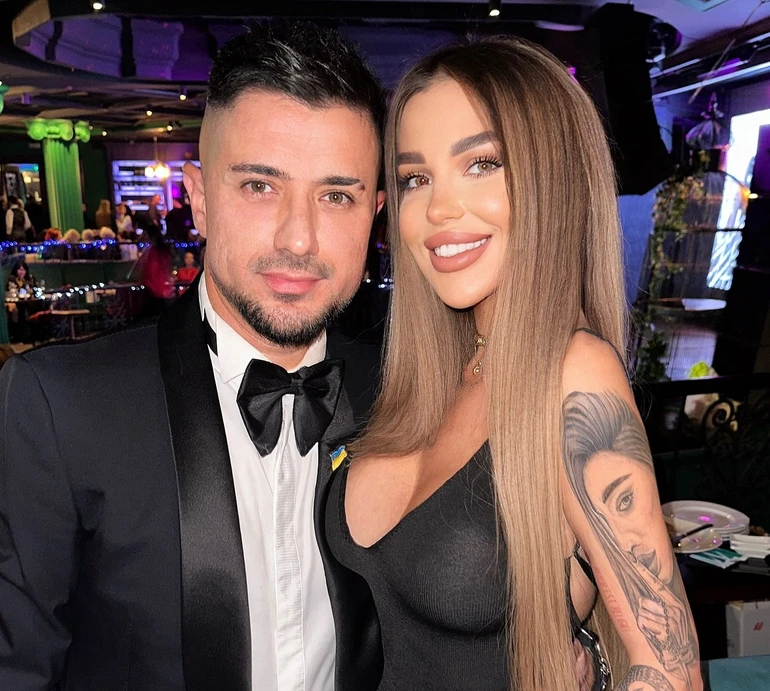 Дівчина екса Лорак зізналася, що він утримує її та сина від минулого шлюбу