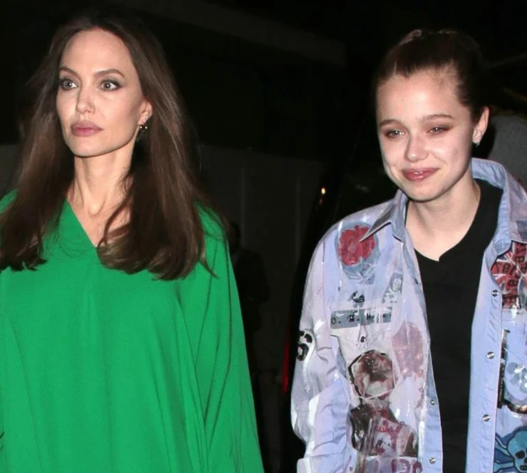 Шайло Джолі: 18-річна донька Пітта через газету офіційно оголосила про відмову від його прізвища