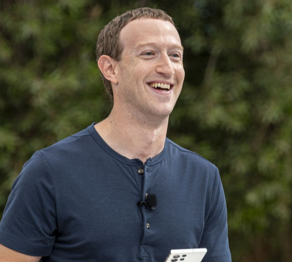 Спаринг трохи вийшов із-під контролю: Цукерберг показався з побитим обличчям