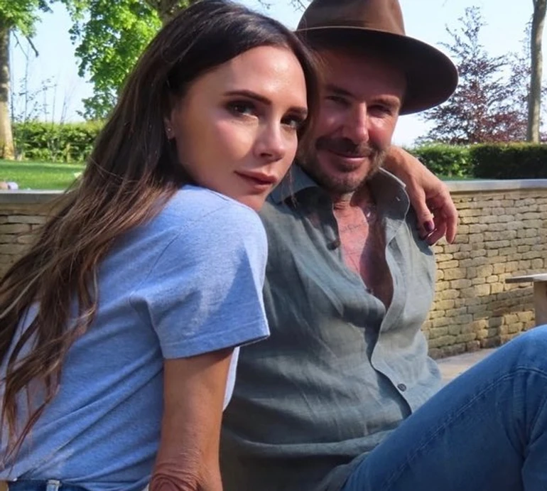 Будь чесна: Девід Бекхем не дав дружині збрехати про бідне дитинство. ВІДЕО