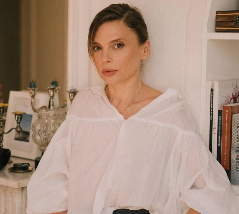 Сексуальні експерименти, роман із Хливнюком і три шлюби письменниці Ірени Карпи