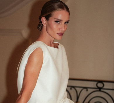 Наречена Стейтема спокусливо повигиналася у мереживній білизні власного бренду. Відео