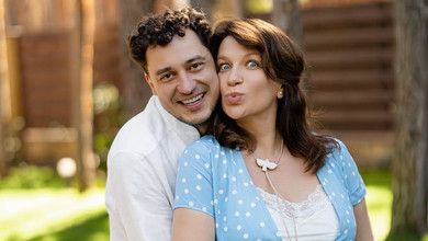 Знову стану молодим батьком: Синельников у день свого 44-річчя оголосив про вагітність дружини. Фото