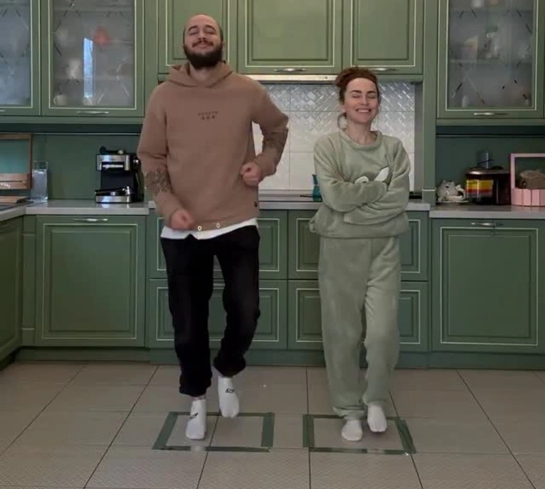 Як Булітко з нареченим тест на перевірку вестибулярного апарату (не) пройшли. Кумедне відео