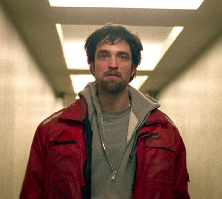 Життя у в'язниці, бійки з незнайомцями і продаж наркотиків: топ-10 зірок, які екстремально вживалися у ролі. Фото