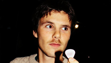 Сльози радості та гордості: Бекхеми похвалилися виступом 20-річного сина-музиканта. Відео