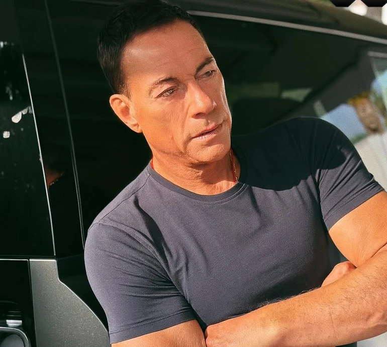 Великий поцілунок Путіну: Ван Дамм у компанії Онищенка зізнався у любові до диктатора і заявив про намір приїхати в Росію