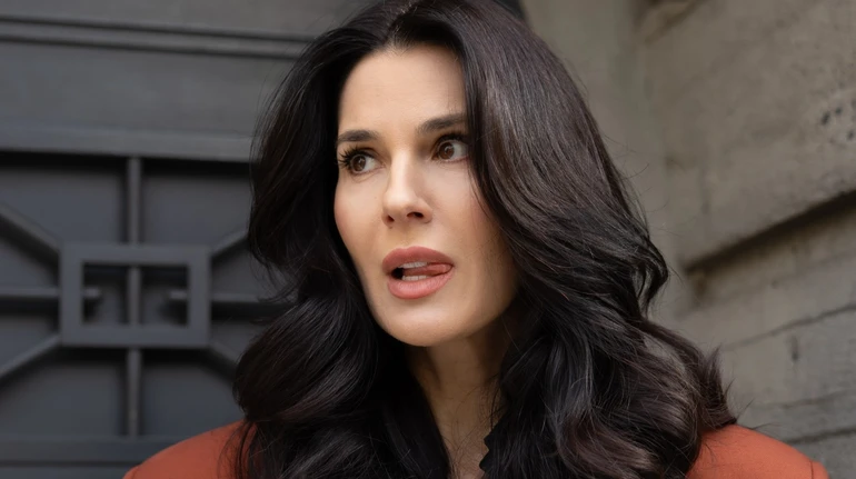 Єфросиніна на соло-відпочинку похвалилася рельєфним пресом у бікіні та показала свій ідеальний сніданок