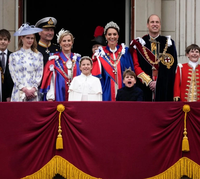 Шантаж Чарльза онуками та складні взаємини Меган і Кейт: біограф королівської сім'ї зробив гучні заяви у своїй книзі