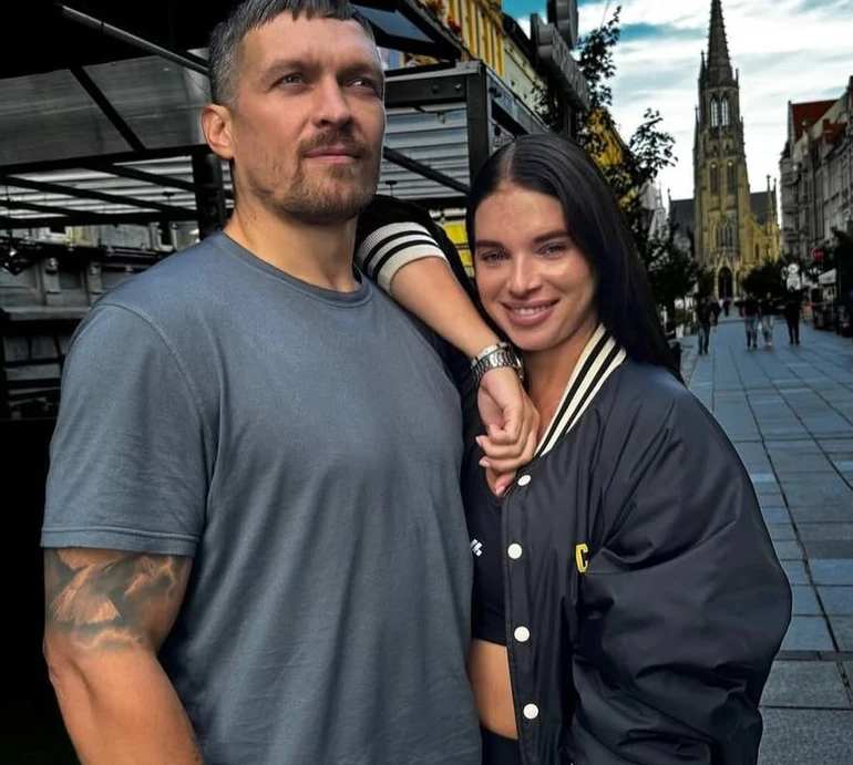 Моє світло: Усик привітав доньку з 15-річчям милими фото