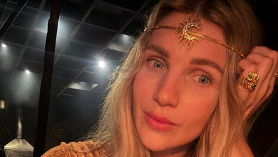 Сільченко в бікіні похизувалася струнким тілом на відпочинку з Брежнєвою. Фото