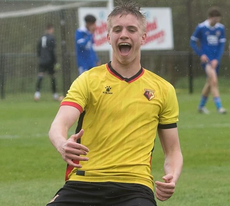 Продовжуй прагнути до зірок: дружина Шевченка привітала сина з 17-річчям. ФОТО