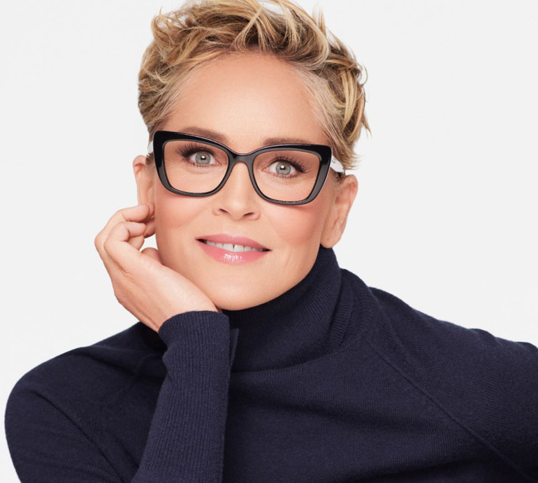 Шерон Стоун показала рідкісне фото з молодшими синами