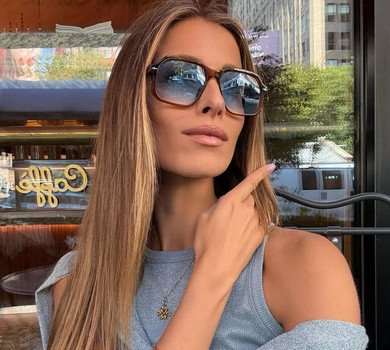 Онука Ротару показала розваги у Нью-Йорку та похвалилася красунею-мамою