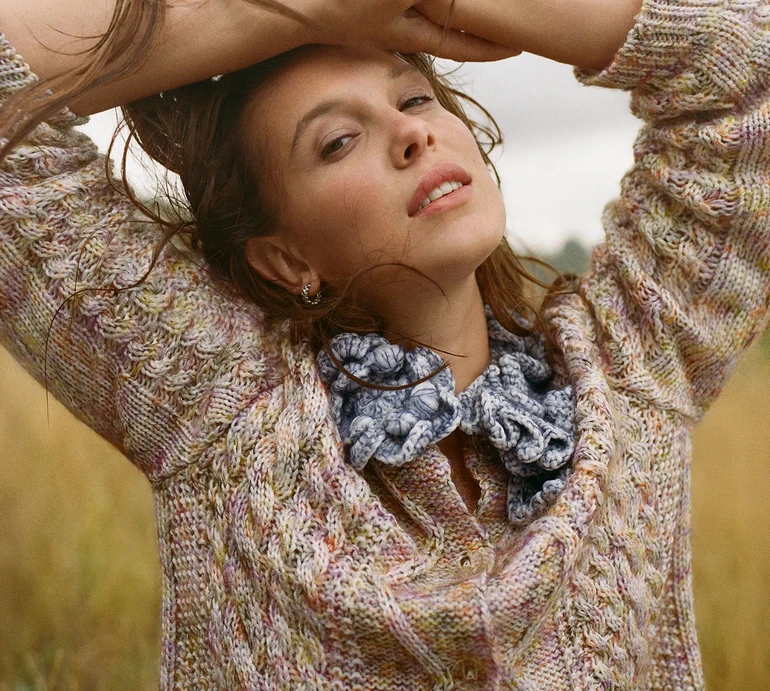 Ми в усьому 50 на 50: Міллі Боббі Браун розповіла про сімейне життя з чоловіком після появи прийомної дочки і натякнула, скільки хоче дітей