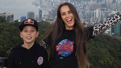 Мішина похвалилася 12-річним сином-гонщиком та розказала, як виростити дитину сміливою