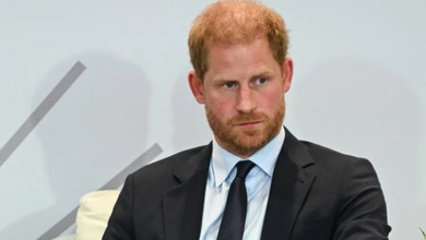 Обмін подарунками та чаювання: інсайдери розкрили деталі першої за довгий час зустрічі Чарльза ІІІ та принца Гаррі