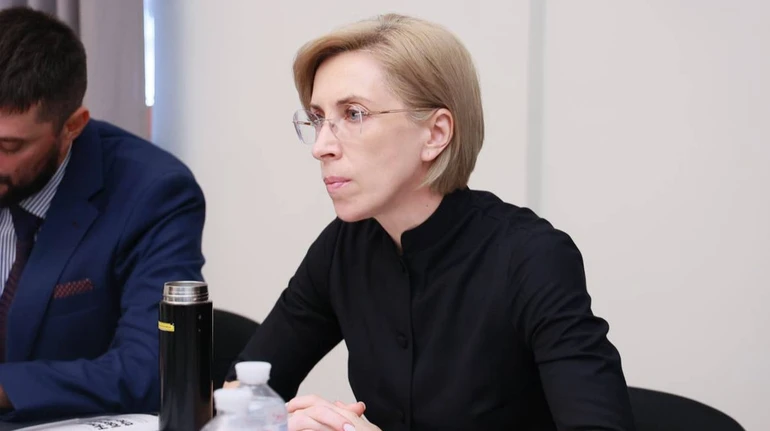 Здійснила маленьку мрію: Верещук у спортзалі похвалилася ідеальними підтягуваннями