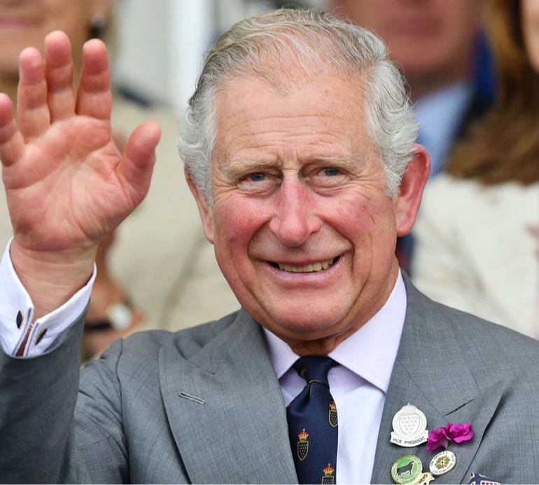 Спочатку навідав улюблену невістку: король Чарльз ліг у лікарню на операцію. Оновлено