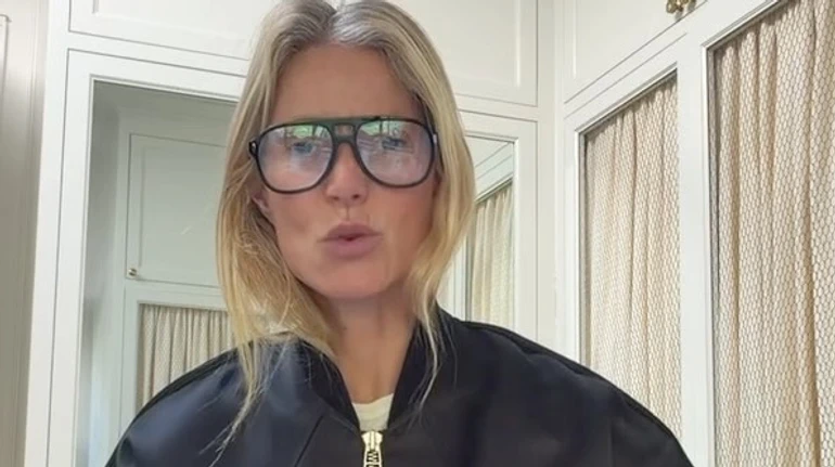 Пелтроу у піжамі українського бренду показала, як готує собі здоровий сніданок