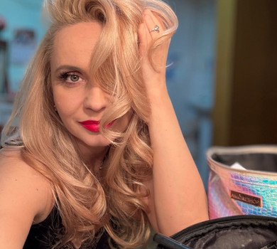 Рецепт спокою після гучної ночі: Ребрик розказала, як готує печиво з шоколадом