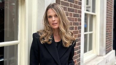 Місцеве птаство, балощі в калюжі та вишуканий black & red: Фреймут показала свою лондонську осінь