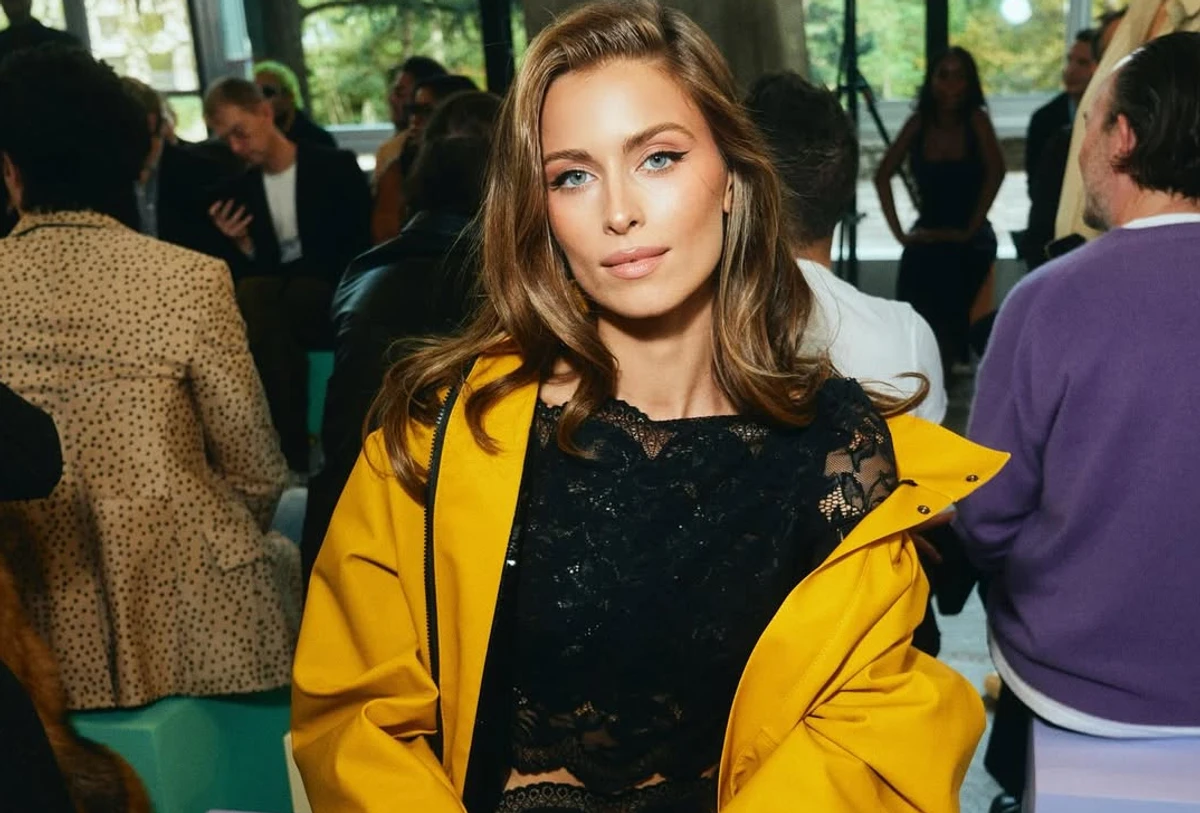 Онука Ротару показалася в одязі відомого бренду