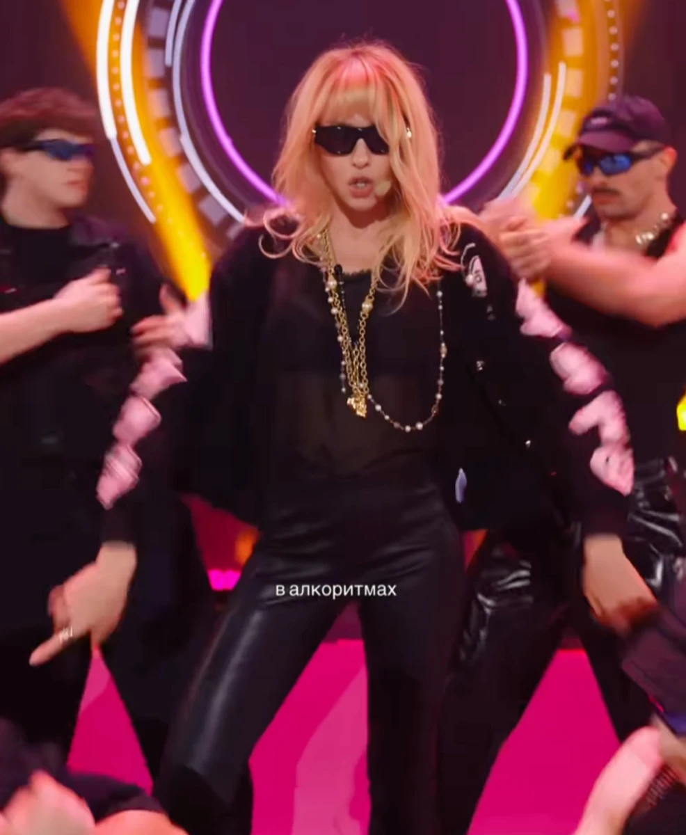 Оля Полякова відповіла на повіряння її образів з Лободою