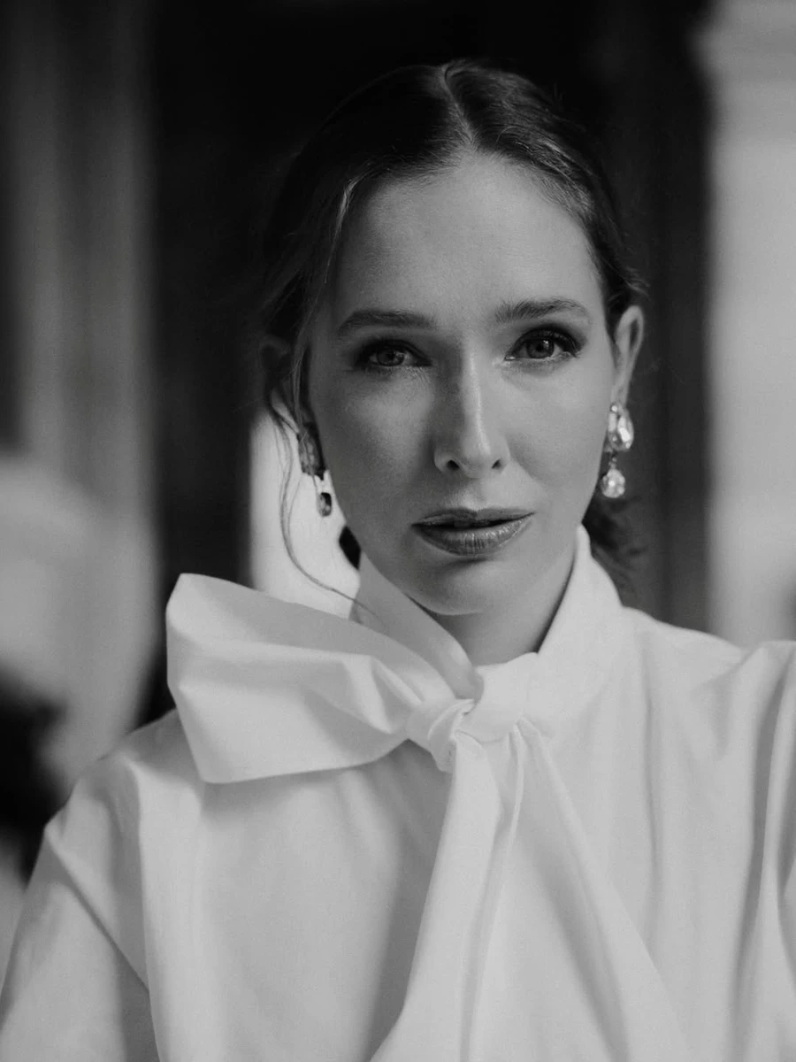 Катерина Осадча поділилася стильними паризькими фото