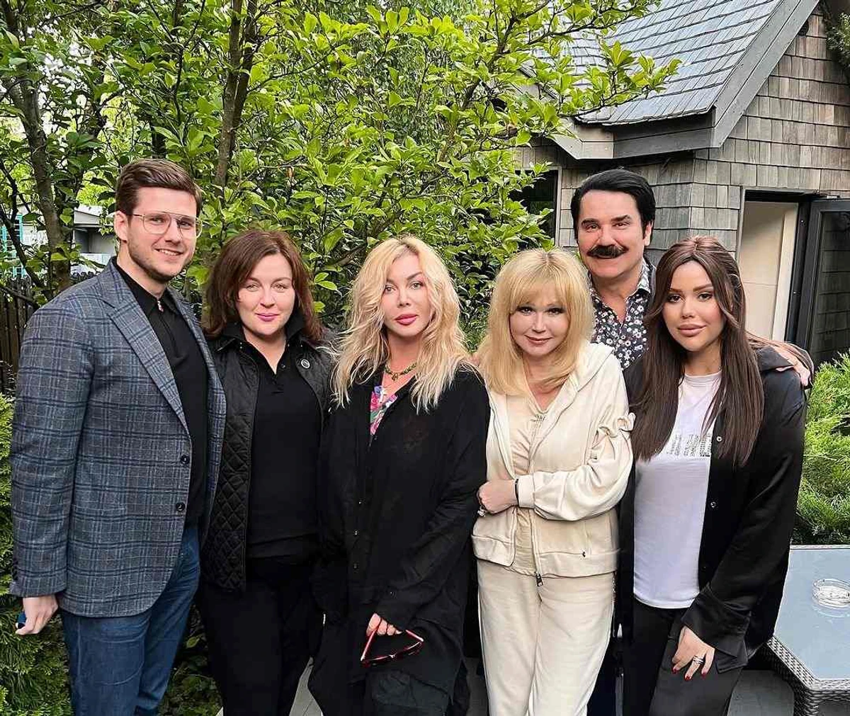 Андрій - наречений 27-річної Діани, яка працює з зірковим татом 