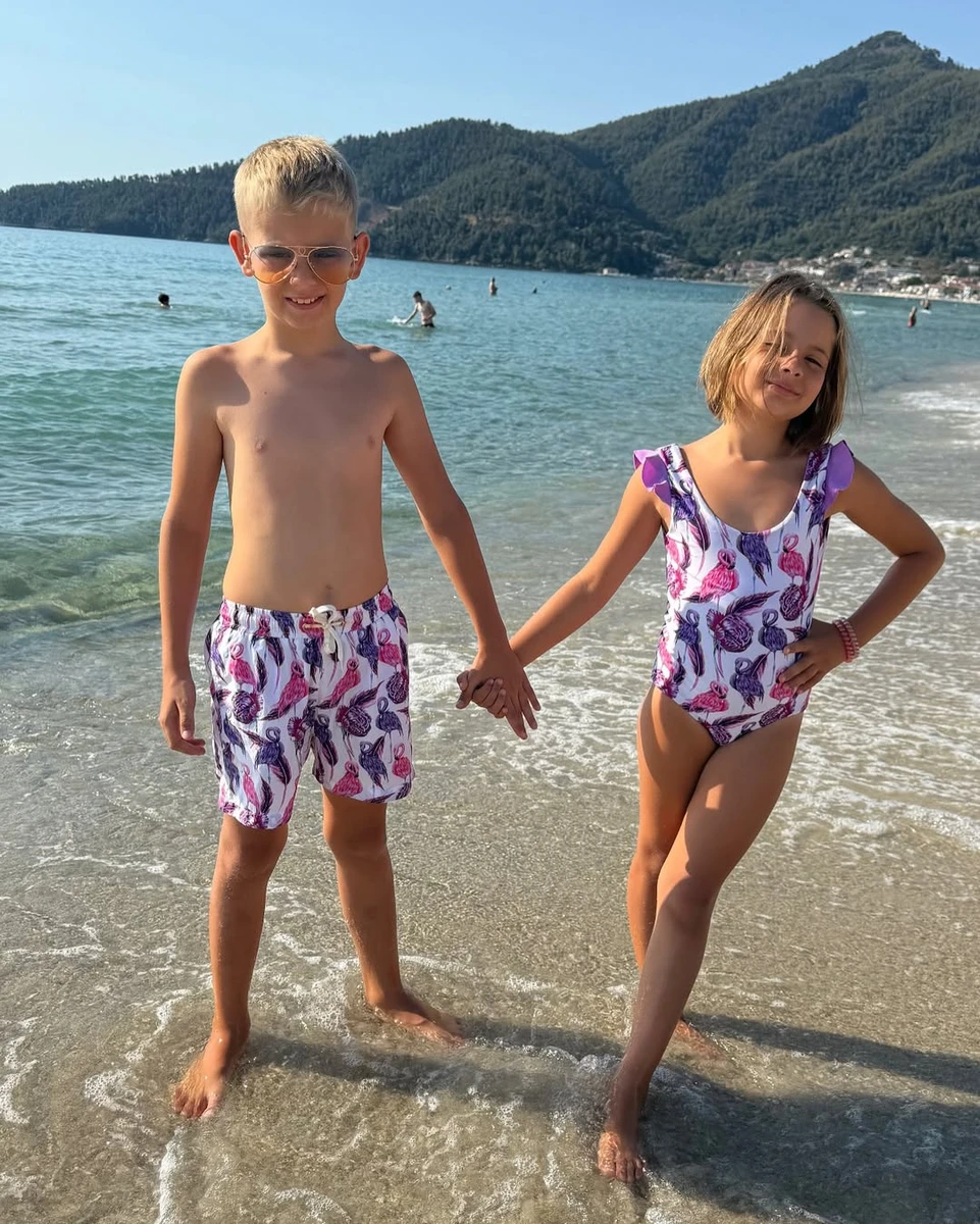 Катерина Бужинська показала молодших дітей на відпочинку