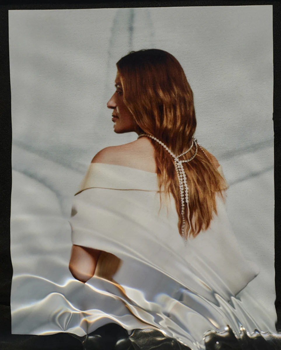 Наталія Могилевська у ніжному луці знялася для глянцю