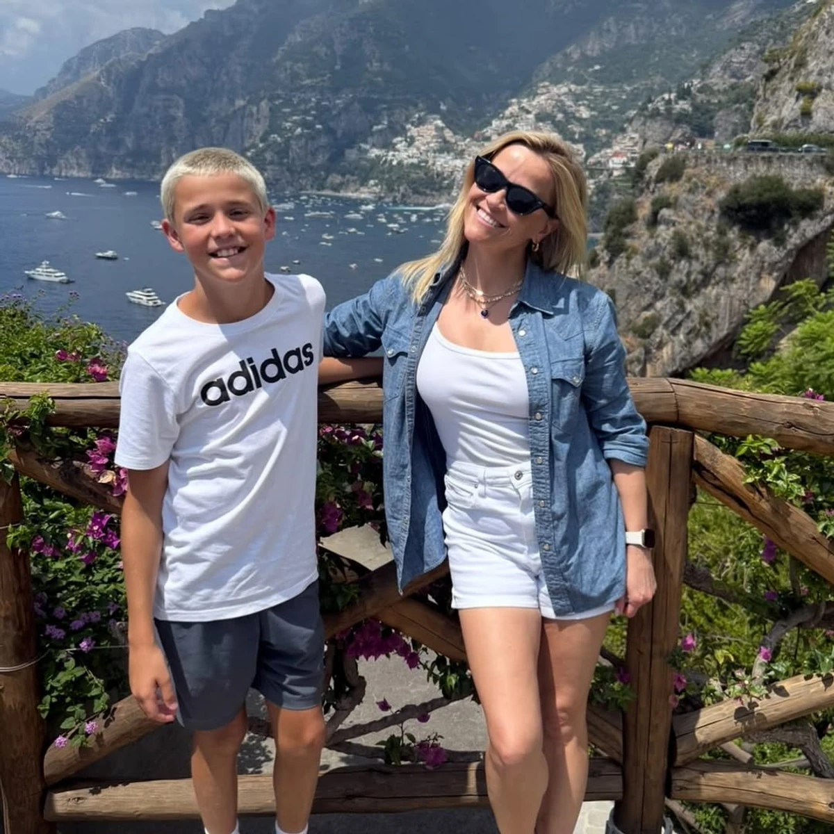 Візерспун зі своїм сином на відпочинку