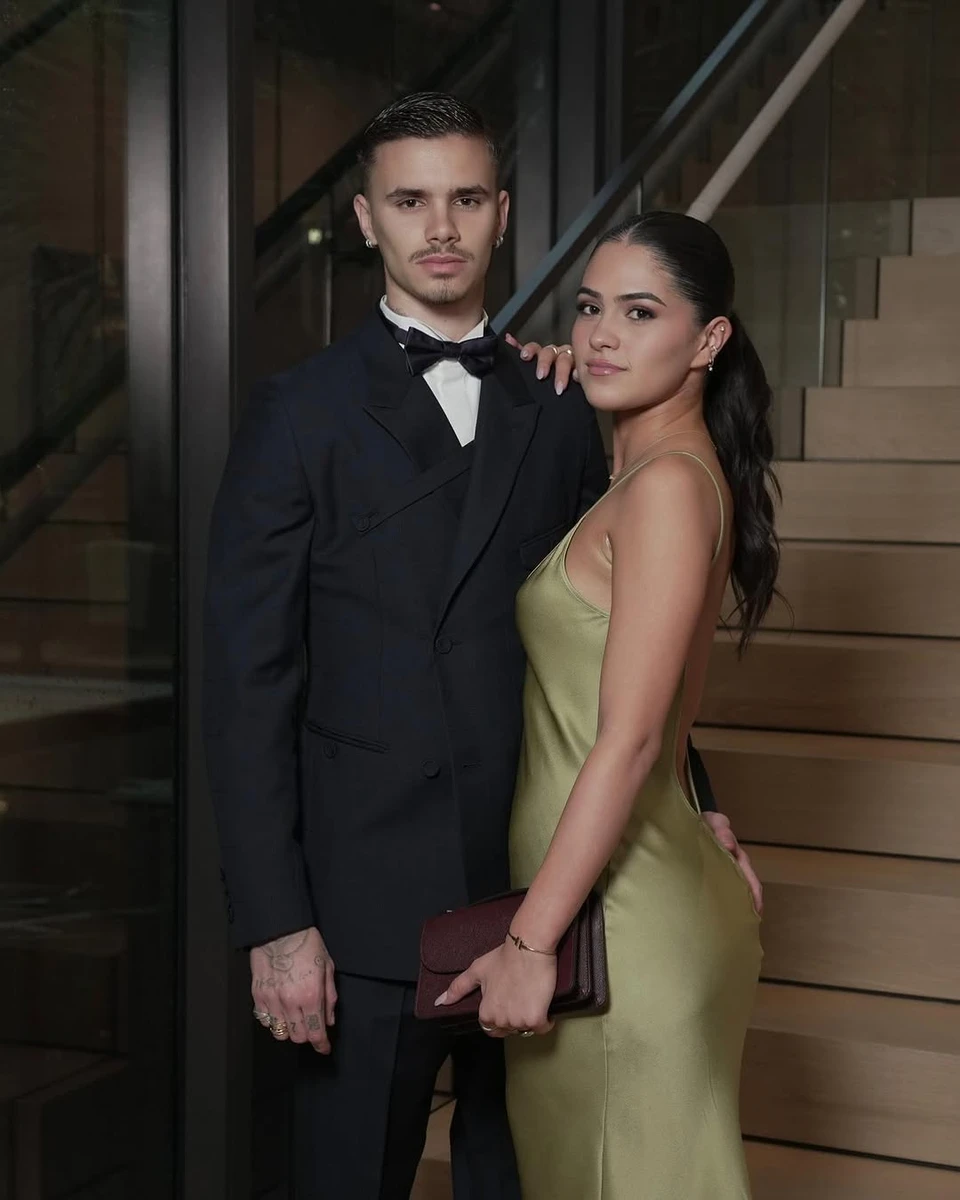 Середній син Бекхема показався зі своєю новою дівчиною