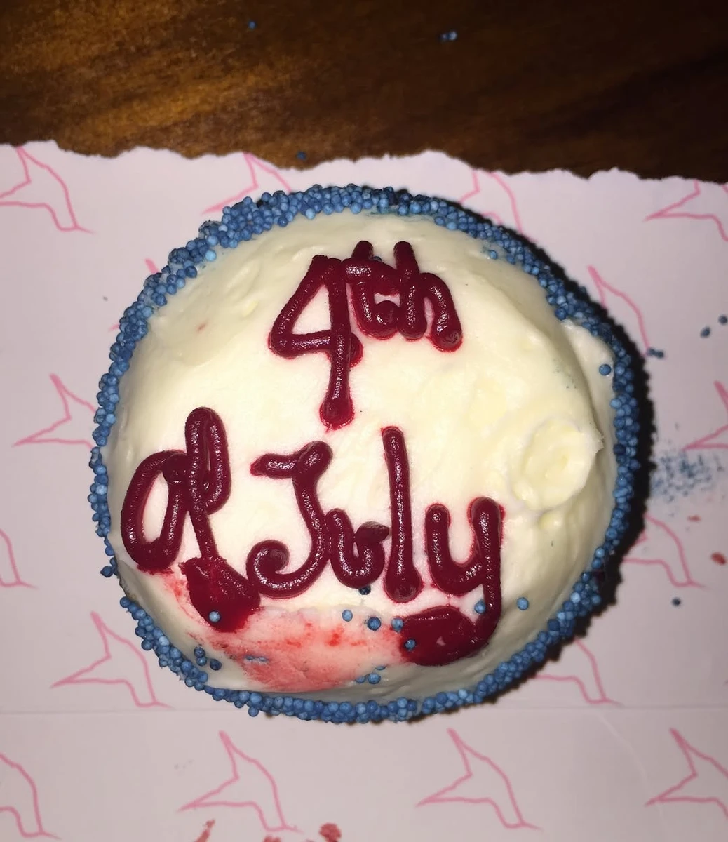 Меган Макрл показала солодкий подарунок від Гаррі