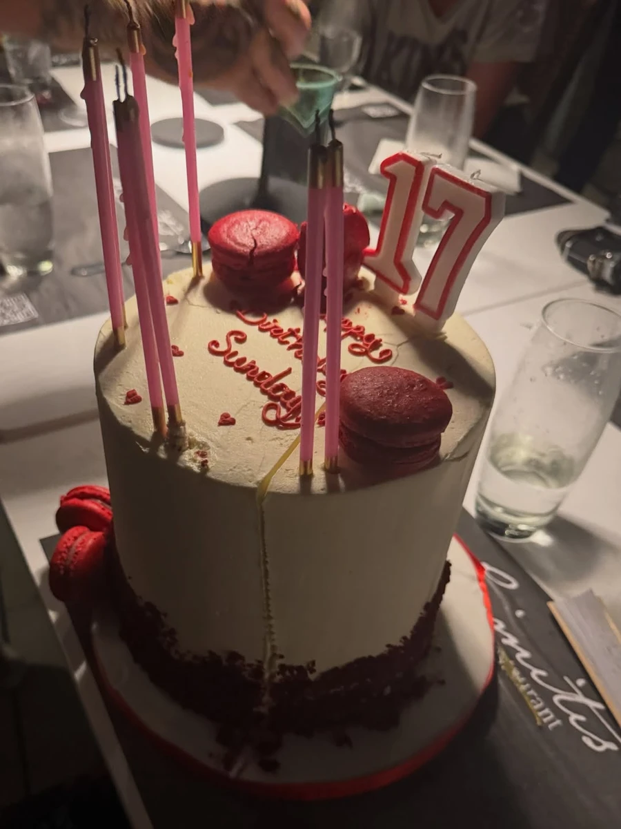 Ніколь Кідман похвалилася тортиком на 17-річчя дочки