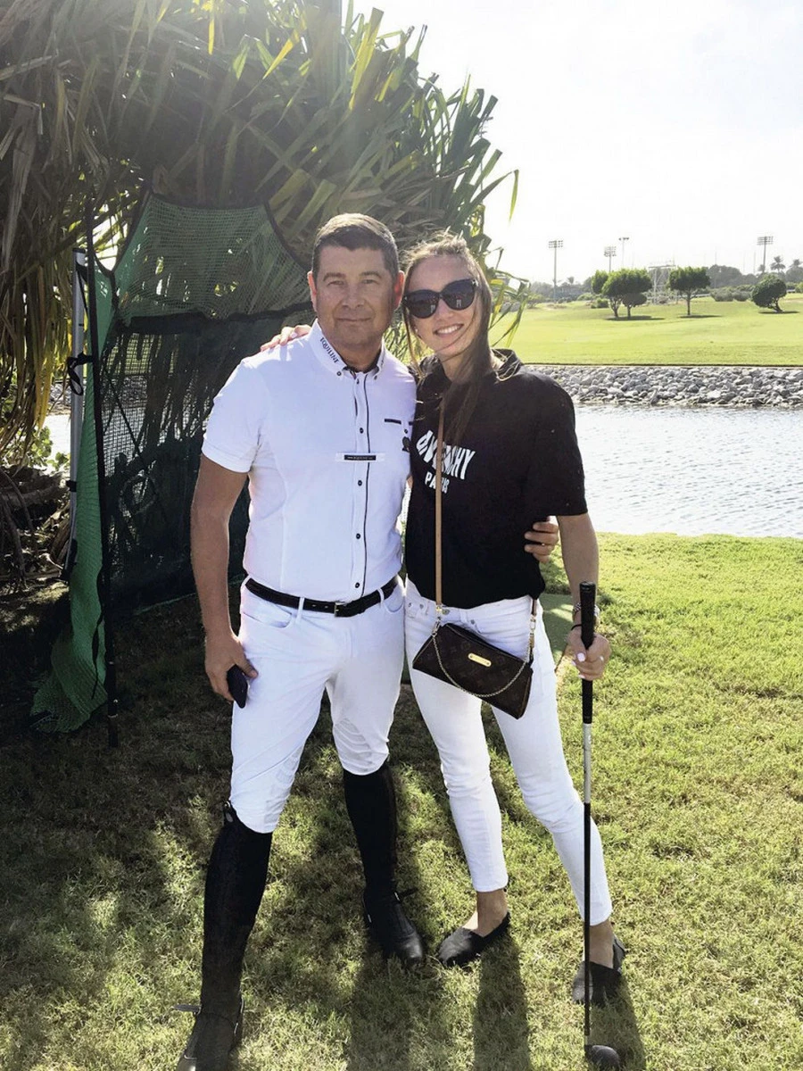 Ганна Різатдінова і Олександр Онищенко на полі для гольфу