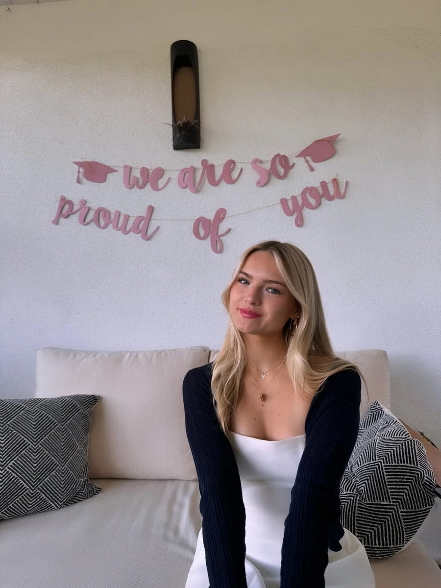 Дженні Гарт показала 18-річну дочку-копію