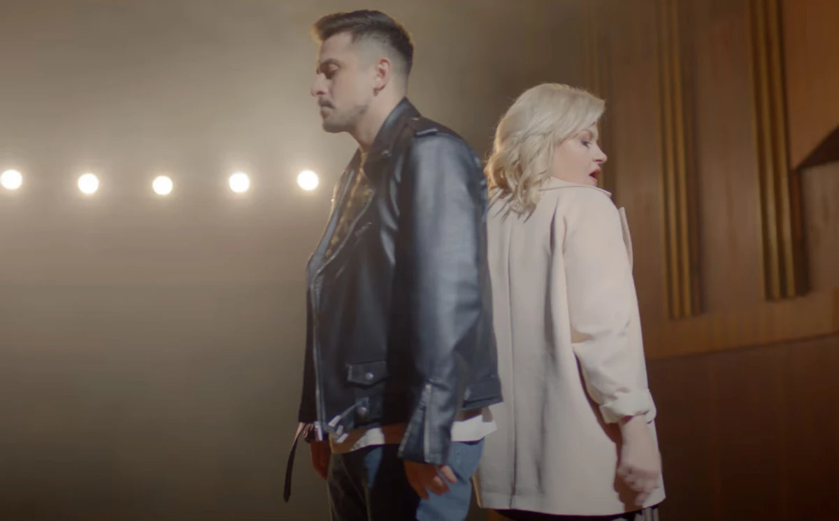 Бурмака та ХАС зняли символічний кліп у закинутому ДК