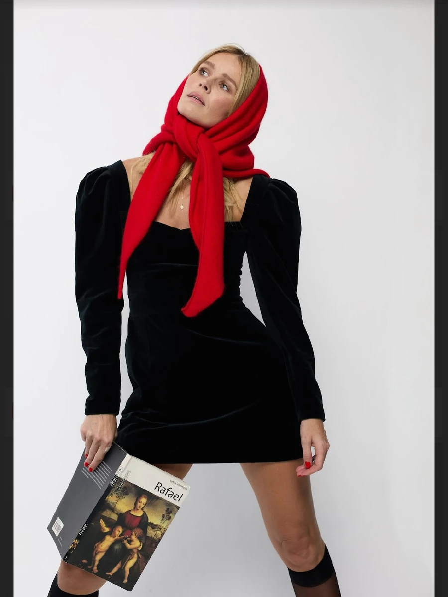 Катерина вдала з себе знавчиню мистецтва?