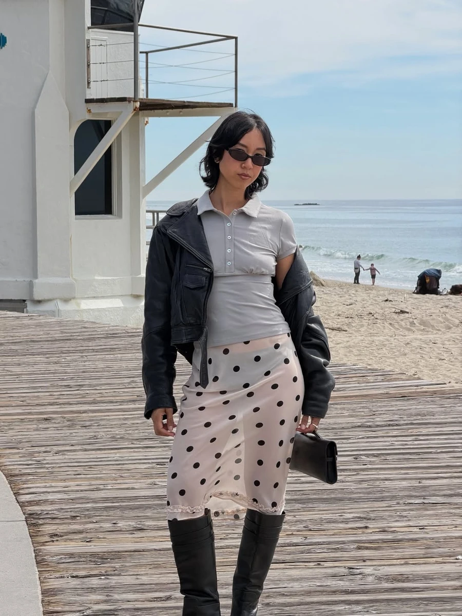 Образ із прозорою спідницею