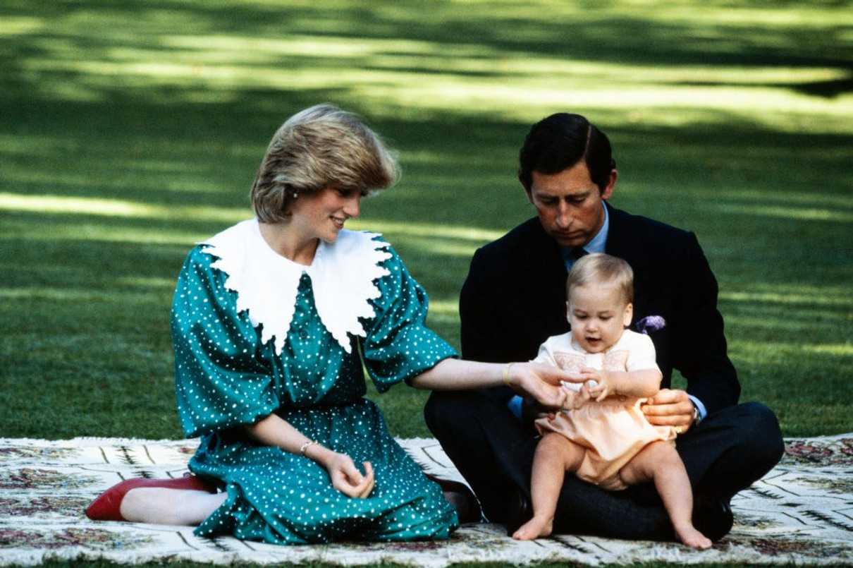 1982-ий рік, принцеса Діана, принц Чарльз і ще зовсім мацьопа Вільям