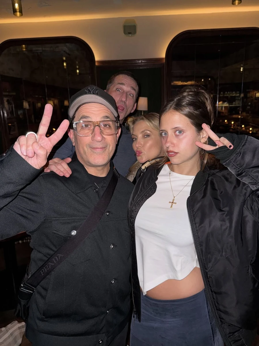 Кейт Хадсон сфоткалася з дівчиною свого сина у Нью-Йорку