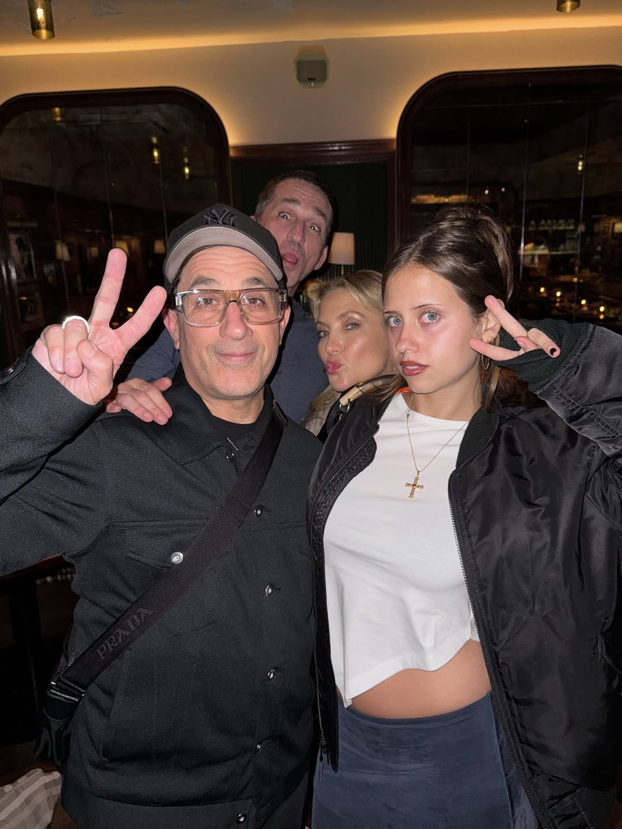 Кейт Хадсон сфоткалася з дівчиною свого сина у Нью-Йорку