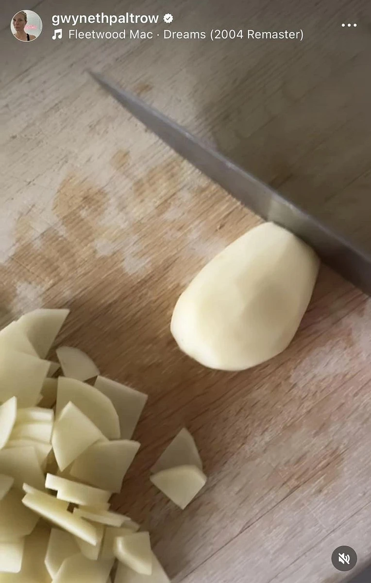 Акторка приготувала блюдо традиційної іспанської кухні