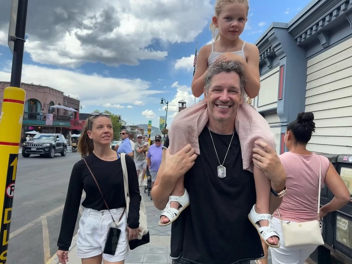 Чоловік Йовович