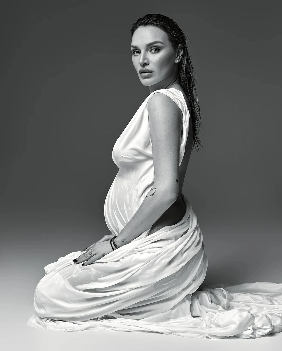 Добкіна зробила свого батька дідусем удруге 