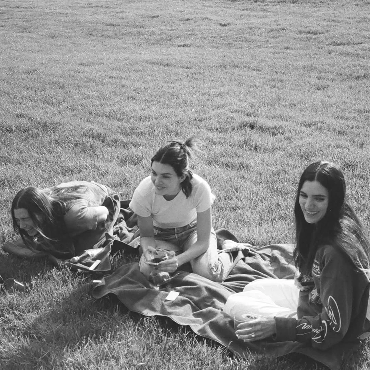 Кайлі Дженнер на відпочинку з Кендалл і Хейлі Бібер