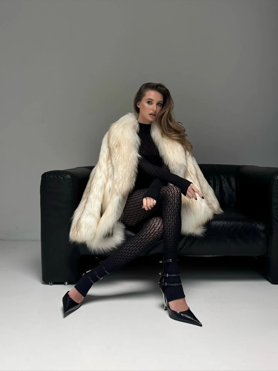 Алла Барановська в шубі